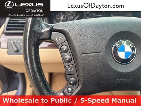 Used 2003 BMW 325xi Sedan image 17