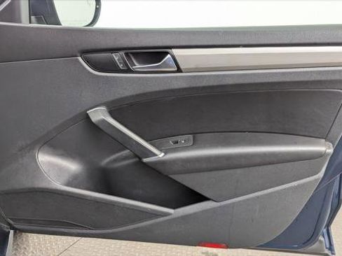 Used 2022 Volkswagen Passat 2.0T SE image 22