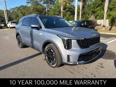 Certified 2025 Kia Sorento S w/ Panoramic Sunroof Package FWD image 1