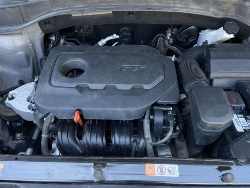 Used 2017 Hyundai Santa Fe Sport FWD image 26