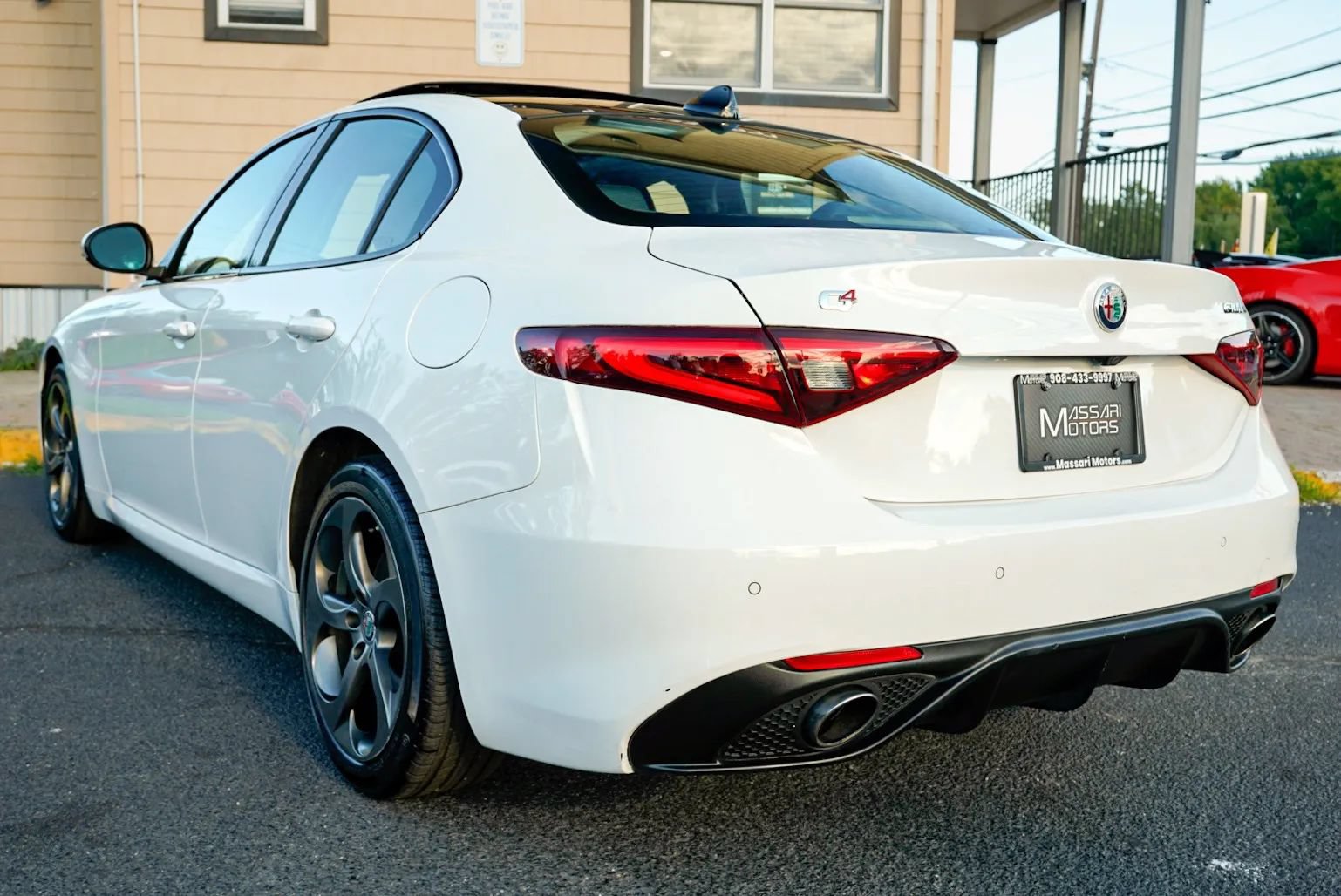 Used 2017 Alfa Romeo Giulia AWD image 7
