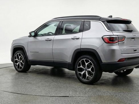 Used 2025 Jeep Compass Limited AWD/4WD image 6