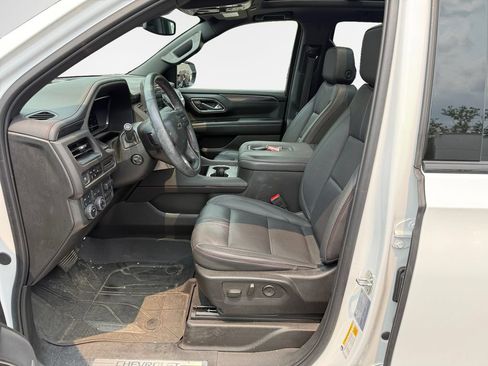 Used 2024 Chevrolet Tahoe RST w/ Luxury Package AWD/4WD image 12