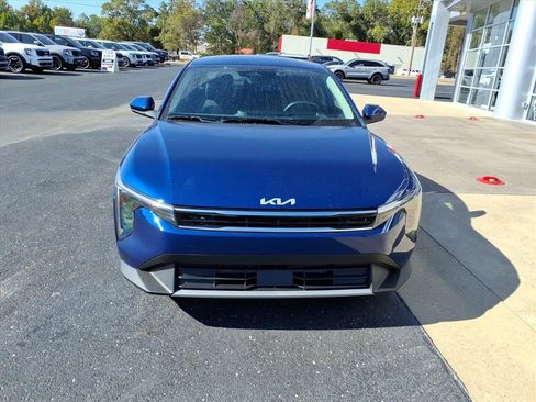 New 2025 Kia K4 EX image 4