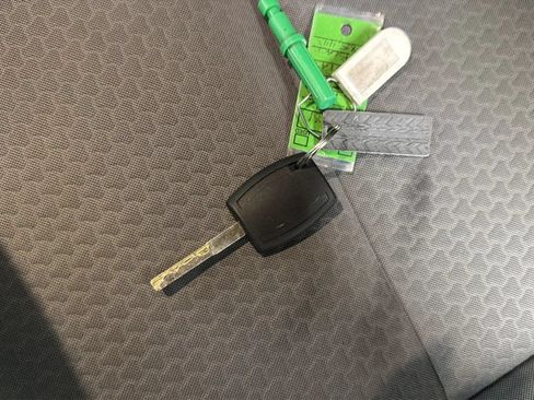 Used 2017 Ford Escape SE AWD/4WD image 28