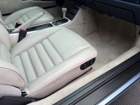 Used 1992 Porsche 911 Cabriolet image 19