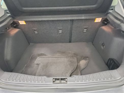 Used 2016 Ford Focus SE w/ Reverse Sensing Package FWD image 25