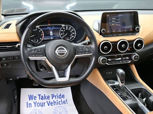 Used 2020 Nissan Sentra SV w/ SV Premium Package image 29