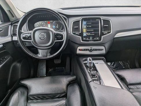 Used 2016 Volvo XC90 T8 Momentum w/ Vision Package image 15