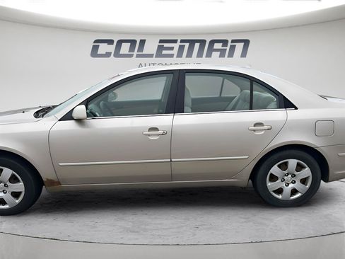 Used 2010 Hyundai Sonata GLS w/ Popular Equipment Pkg 2 FWD image 2