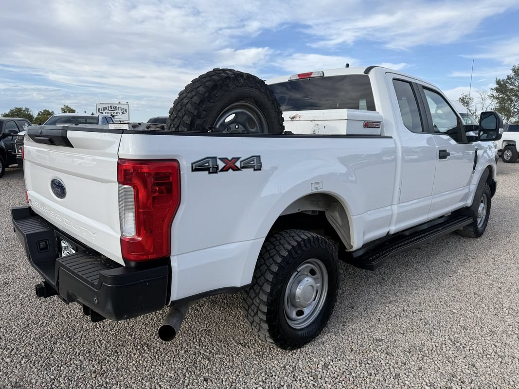 Used 2019 Ford F250 XL w/ Power Equipment Group AWD/4WD image 10