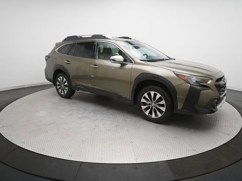 Used 2024 Subaru Outback Touring w/ Popular Package #2 image 13