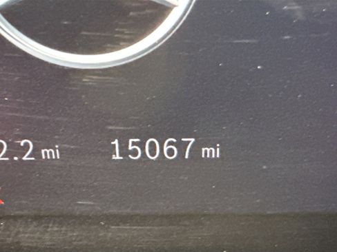 Used 2024 Mercedes-Benz EQB 300 4MATIC image 16