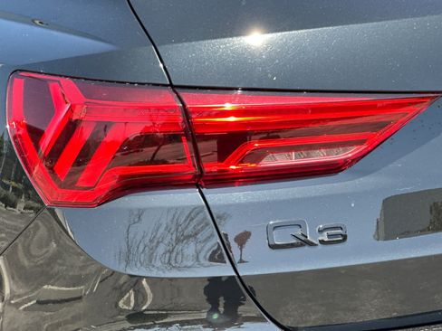 Used 2024 Audi Q3 2.0T Premium Plus w/ Premium Plus Package AWD/4WD image 27