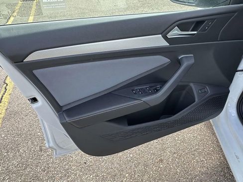 New 2026 Volkswagen Jetta SE image 11