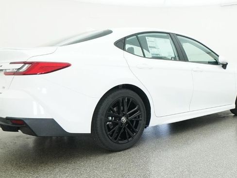 Used 2026 Toyota Camry SE FWD image 52