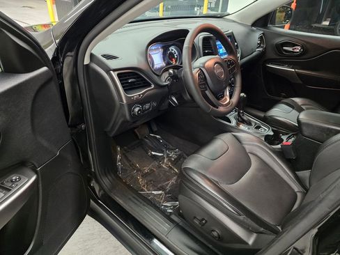 Used 2022 Jeep Cherokee Latitude Lux FWD image 15
