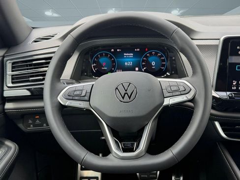 New 2026 Volkswagen Atlas Cross Sport SEL Premium R-Line AWD/4WD image 15