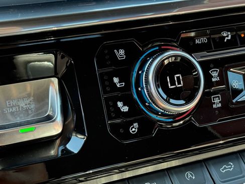 New 2026 GMC Sierra 1500 Denali Ultimate w/ LPO, Black Badging Package AWD/4WD image 27