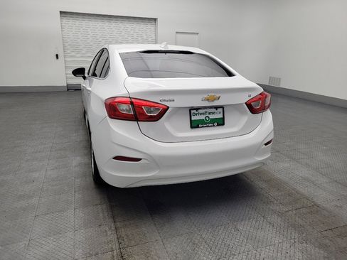 Used 2018 Chevrolet Cruze LT image 6