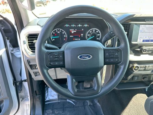 Used 2023 Ford F150 XLT image 14