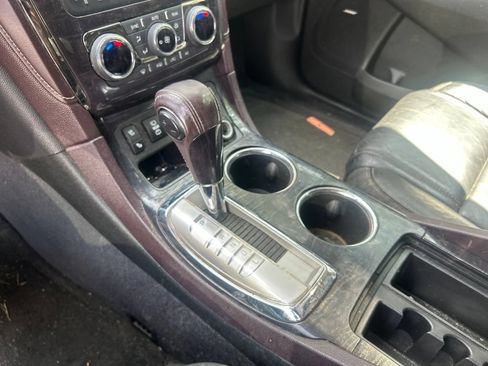 Used 2016 Buick Enclave Premium w/ Experience Buick Package AWD/4WD image 13