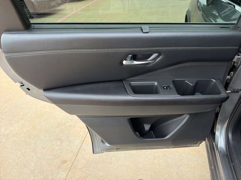 Used 2024 Nissan Pathfinder Platinum w/ Cargo Package FWD image 14