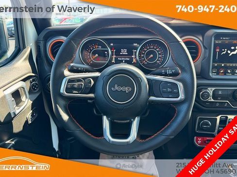 Used 2023 Jeep Gladiator Mojave image 8