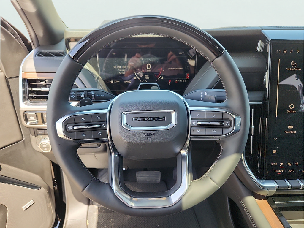 New 2026 GMC Yukon Denali w/ Denali Reserve Package AWD/4WD image 18