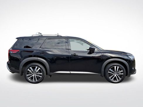 Used 2025 Nissan Pathfinder Platinum AWD/4WD image 38