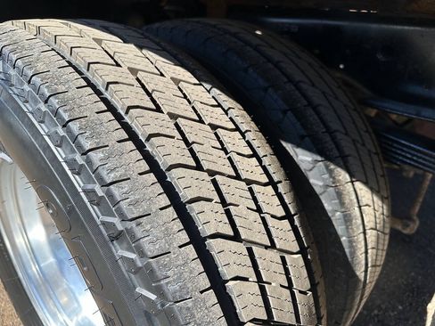 Used 2018 Ford F350 XL w/ Power Equipment Group AWD/4WD image 12