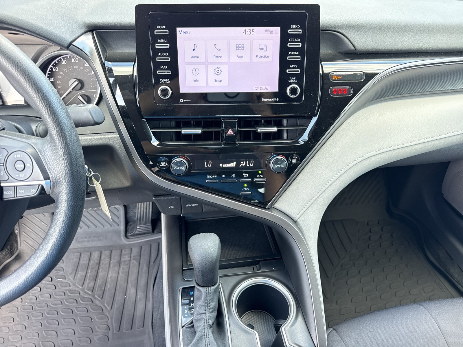 Used 2024 Toyota Camry LE FWD image 26