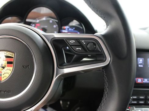 Certified 2022 Porsche 718 Boxster S RWD image 27