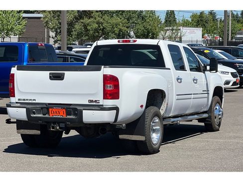 Used 2011 GMC Sierra 3500 Denali image 5