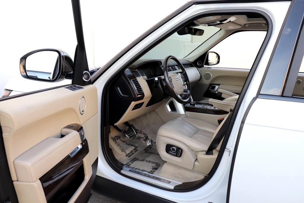 Used 2017 Land Rover Range Rover Long Wheelbase Supercharged AWD/4WD image 2