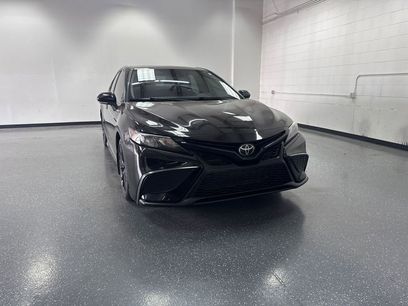 Used 2022 Toyota Camry SE w/ Carpet Mat Package (TMS)