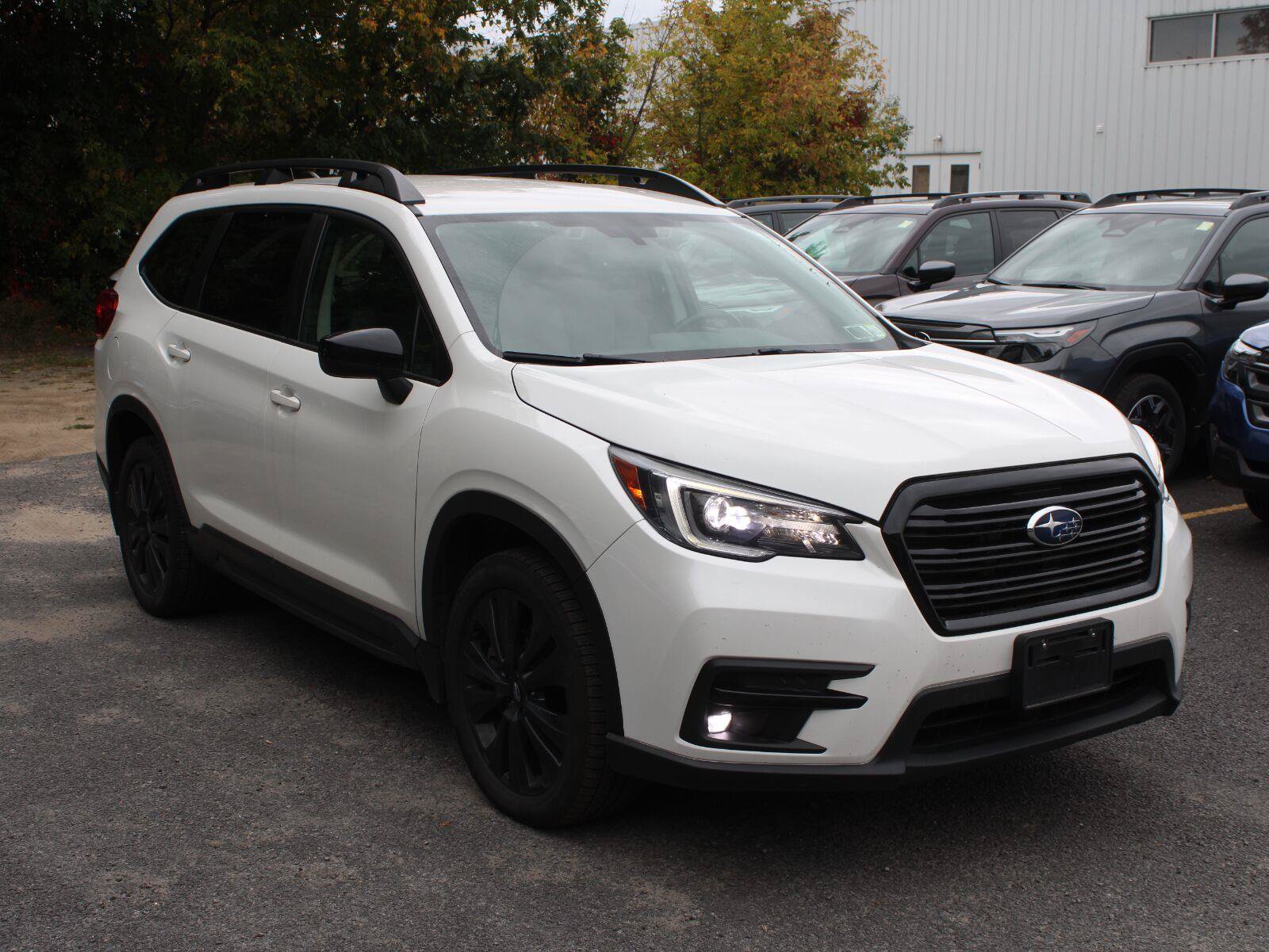 Used 2022 Subaru Ascent Onyx Edition AWD/4WD image 3