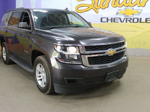 Used 2017 Chevrolet Tahoe LS RWD image 4