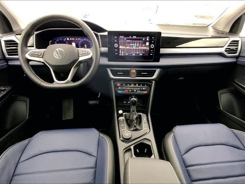 New 2026 Volkswagen Taos SEL AWD/4WD image 6