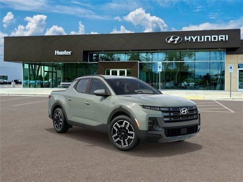 Certified 2025 Hyundai Santa Cruz Limited image 2