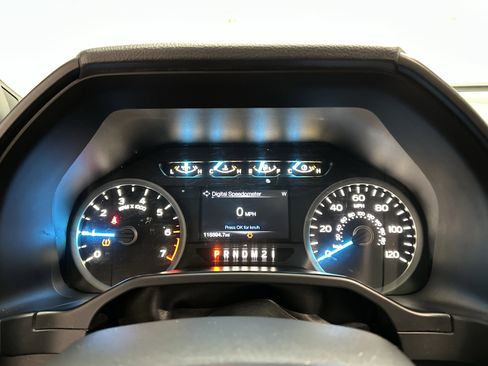 Used 2016 Ford F150 XLT w/ Equipment Group 302A Luxury image 28