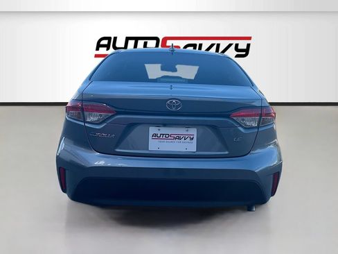 Used 2025 Toyota Corolla LE FWD image 6