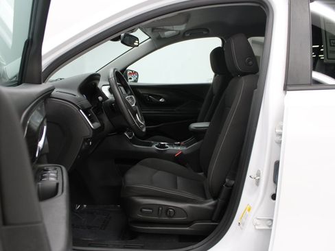 Used 2022 GMC Terrain SLE w/ Driver Convenience Package image 14