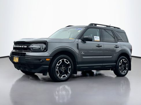 Used 2023 Ford Bronco Sport Outer Banks image 13