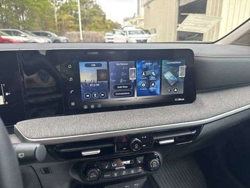 New 2026 Nissan Kicks SV FWD image 20