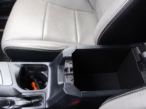 Used 2016 Toyota RAV4 XLE image 44