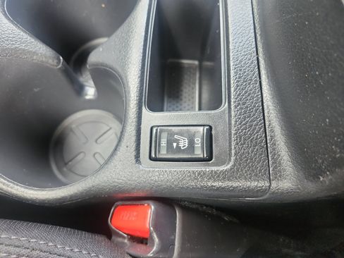 Used 2019 Nissan Rogue S w/ Special Edition Package FWD image 21