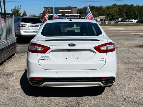 Used 2016 Ford Fusion SE image 7