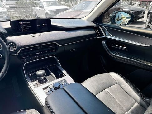 Used 2024 MAZDA CX-90 3.3 Turbo w/ Preferred Plus image 24