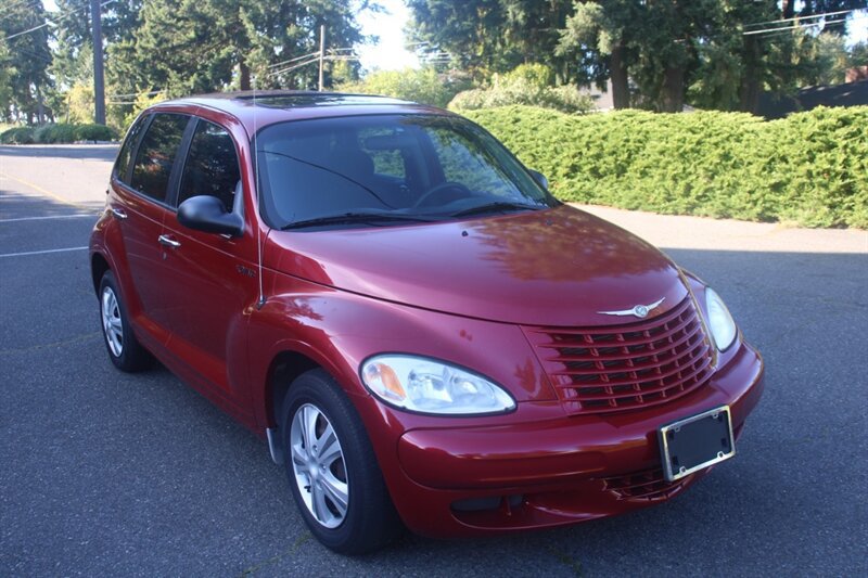 Used 2005 Chrysler PT Cruiser FWD image 2